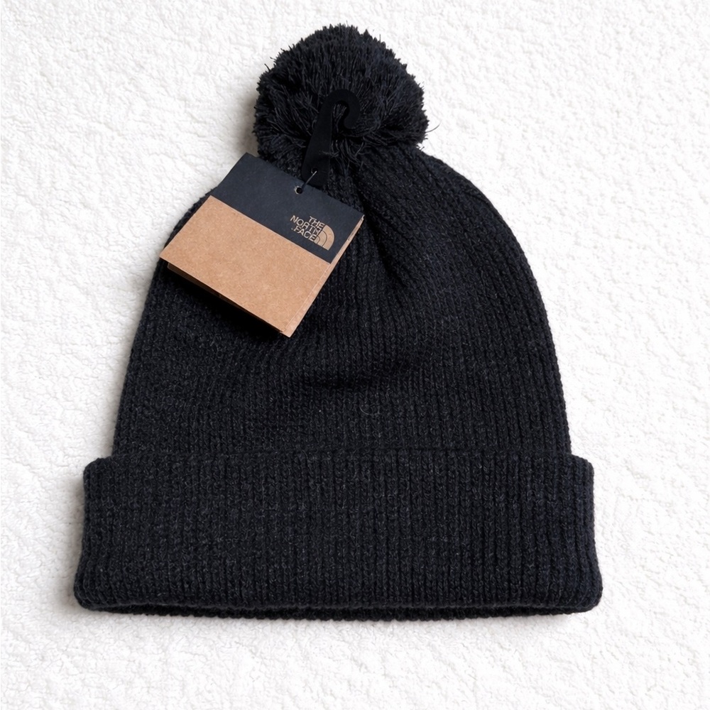 North face TIKTOK logo‎ beanie in black NEW